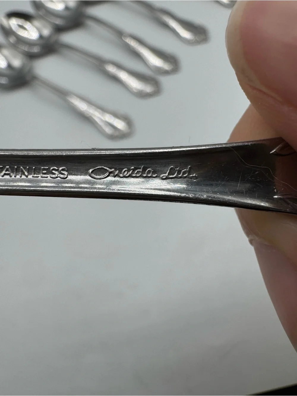 Oneida Ltd Wm Rogers Deluxe Mansfield Stainless Flatware Set Of 6 Teaspoons